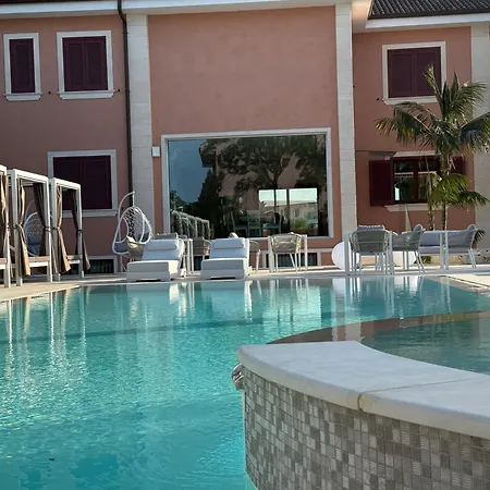 Guest house Giulia 4*