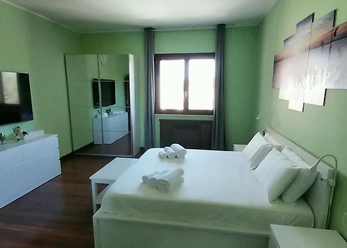 Giulia Guest house 4*